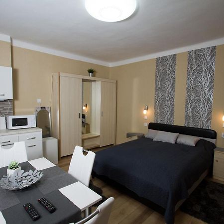 Angyal Apartman Cserkeszőlő Bagian luar foto